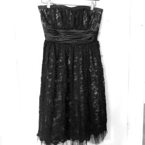 Max and Cleo strapless lace formal dress. Size 2